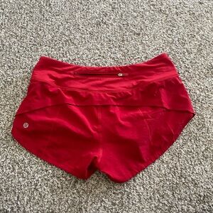 Lulu Speed up shorts size 4 with 2.5” inseam